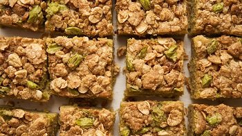 pistachio oat squares